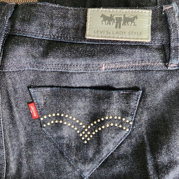 Levi's Lady Style Black Straight Leg Jeans - Picture 6 of 8